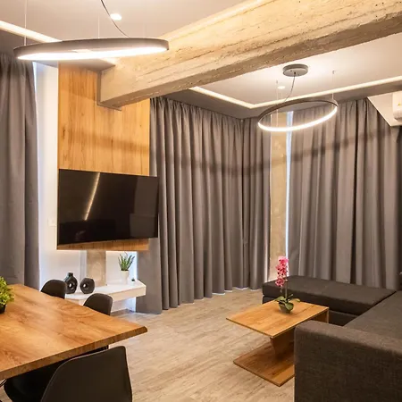Skia Luxury Living Above The Walls Apartment