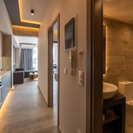 Skia Luxury Living Above The Walls Apartment