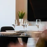 Skia Luxury Living Above The Walls アパート テッサロニキ