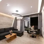 アパート Skia Luxury Living Above The Walls *