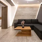 Skia Luxury Living Above The Walls アパート テッサロニキ