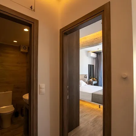 Skia Luxury Living Above The Walls Apartman *