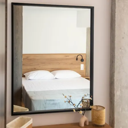 Skia Luxury Living Above The Walls アパート テッサロニキ