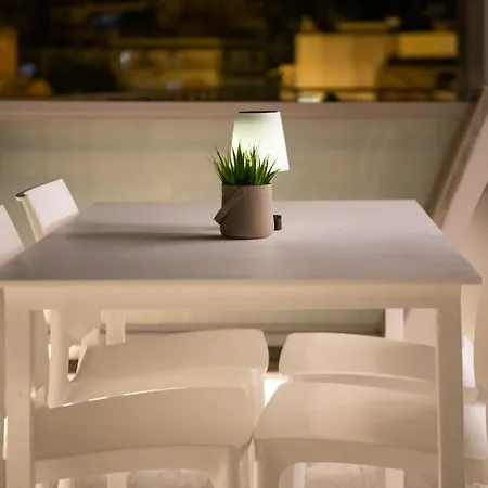 Skia Luxury Living Above The Walls アパート *