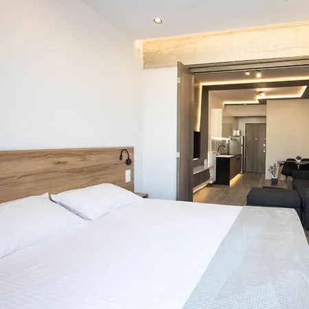 Skia Luxury Living Above The Walls *