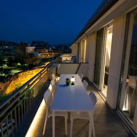 Skia Luxury Living Above The Walls * 테살로니키