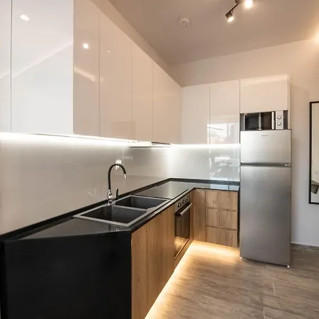 Skia Luxury Living Above The Walls *