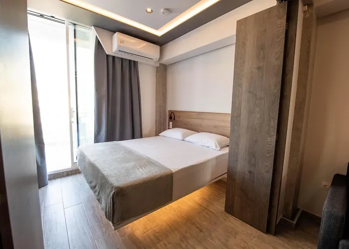 Skia Luxury Living Above The Walls Apartament